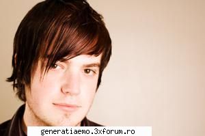 baiat cu tunsoare emo frizuri si tunsori in stilul emo