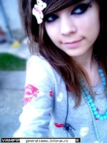 :d poze cu fete emo