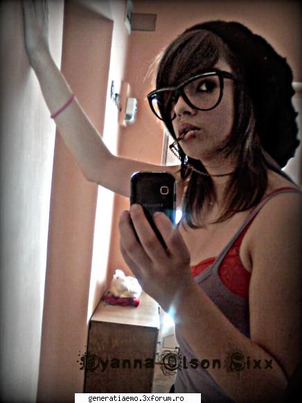 shi atat... poze cu fete emo