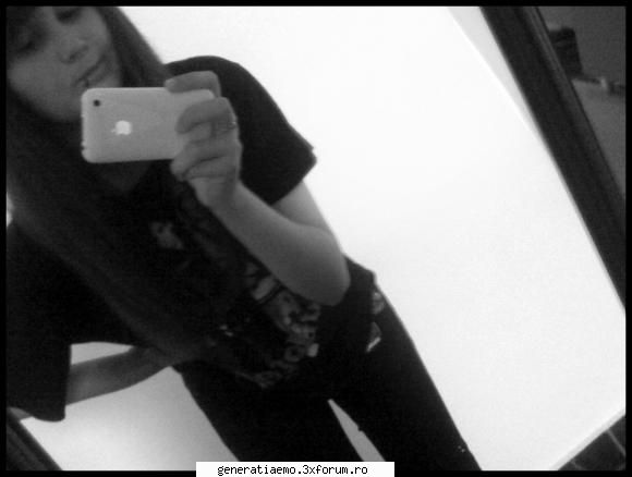 hy all . sunt noua pe aici  :hi: poze cu noi!